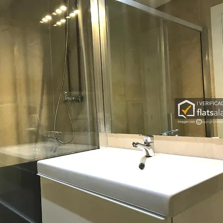Plaza Mayor Coliseum F Apartment *